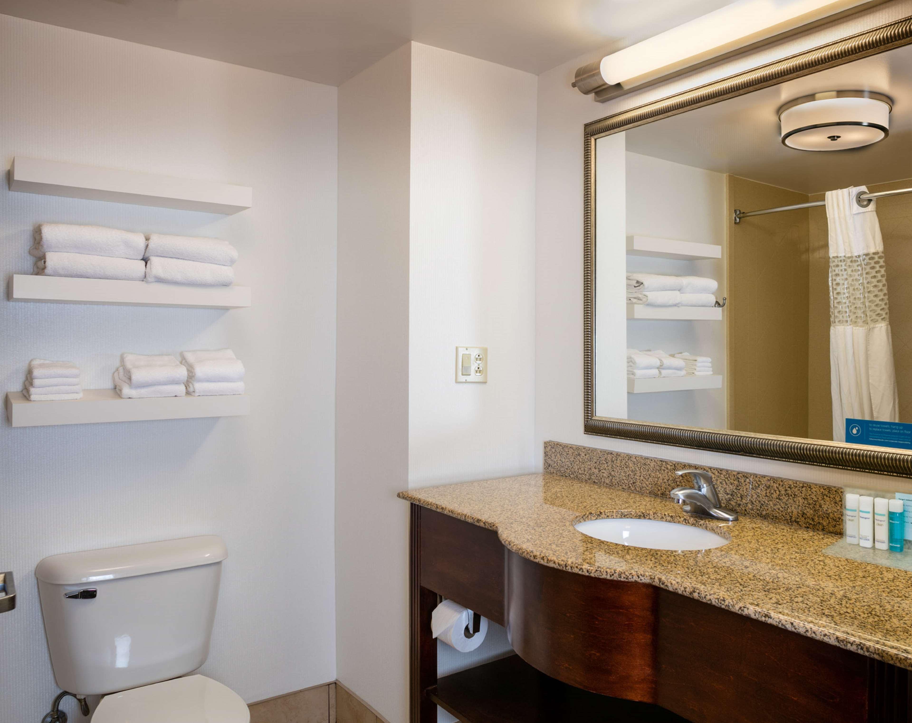 Hampton Inn & Suites Toledo-Perrysburg Rossford Екстер'єр фото